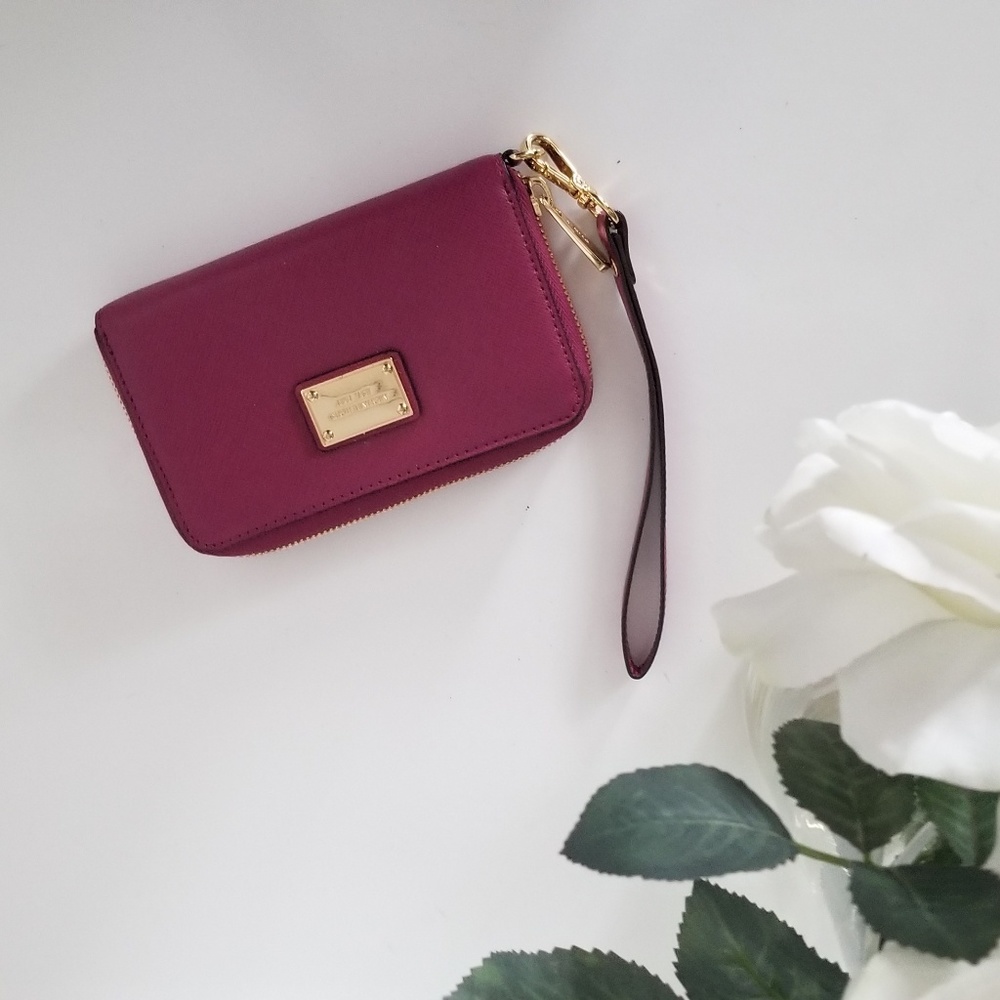 Michael Kors wristlet